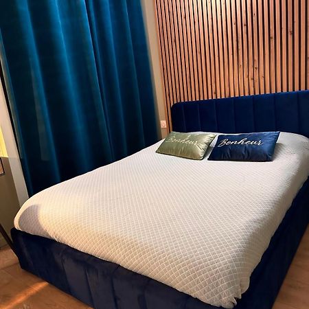 Un Appartement En Centre Ville , A 2 Pas Du Chateau De Villers Cotterets Екстер'єр фото